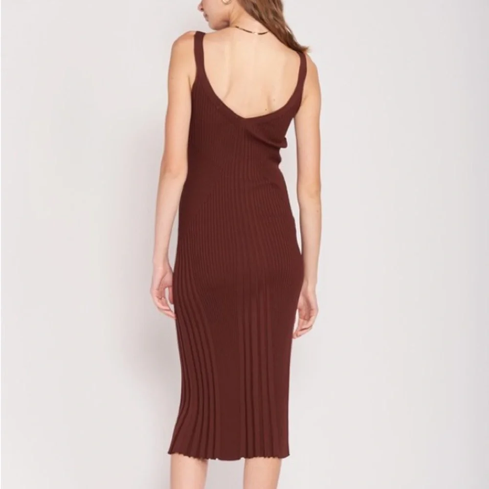 Chocolate Midi Dress - Picture 3 of 9